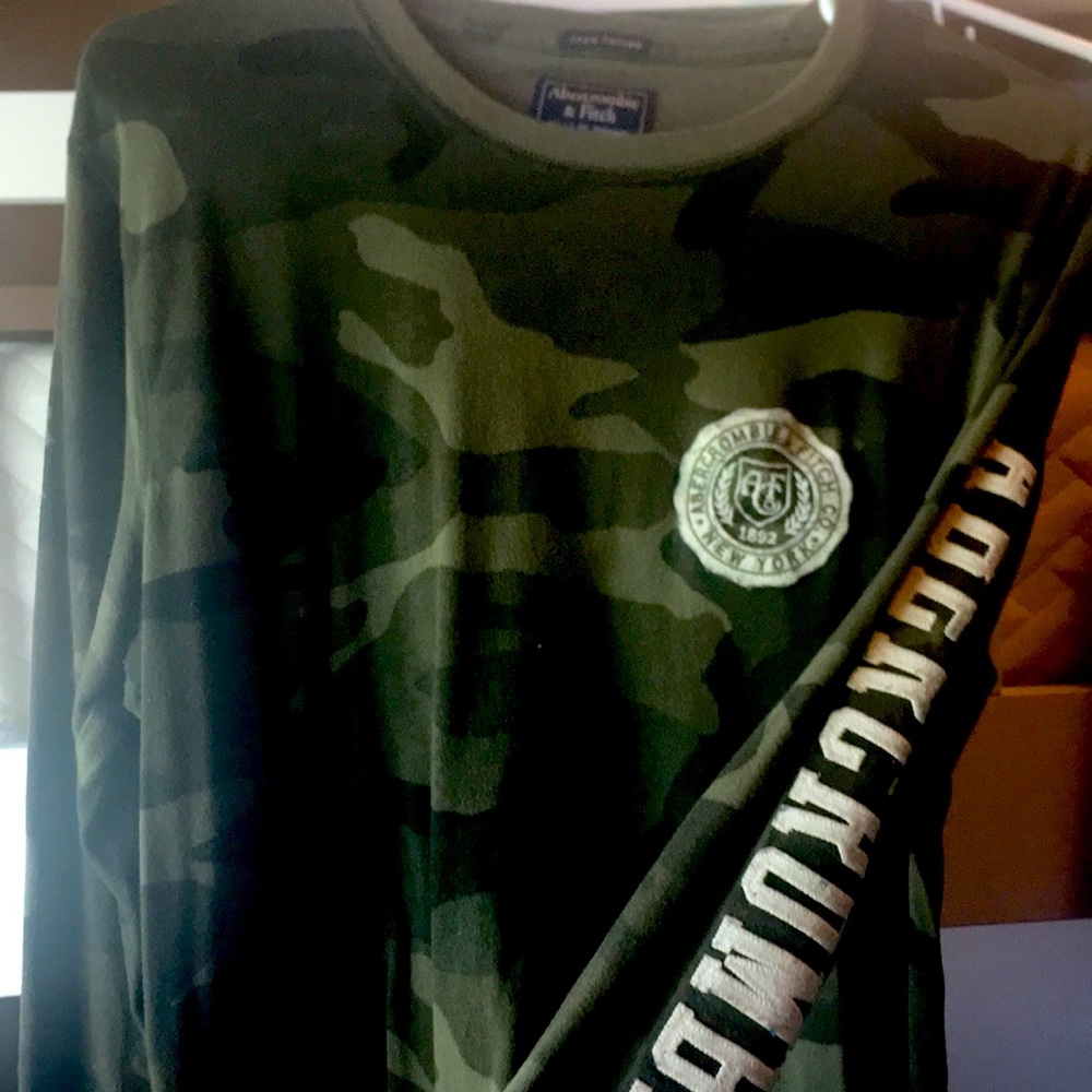 Abercrombie & Fitch Army long sleeve shirt